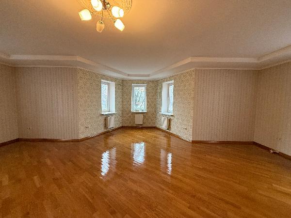  - фото нерухомості